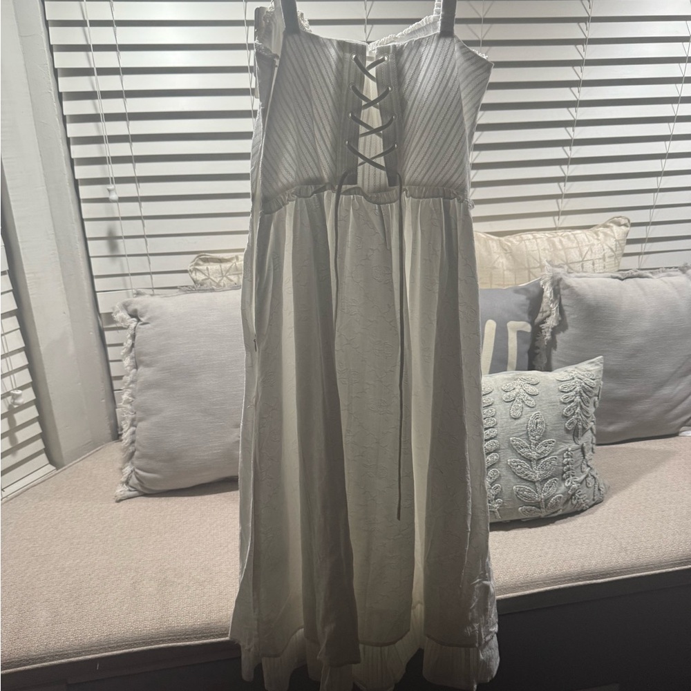 Commense White Midi Dress with Lace-Up Detail